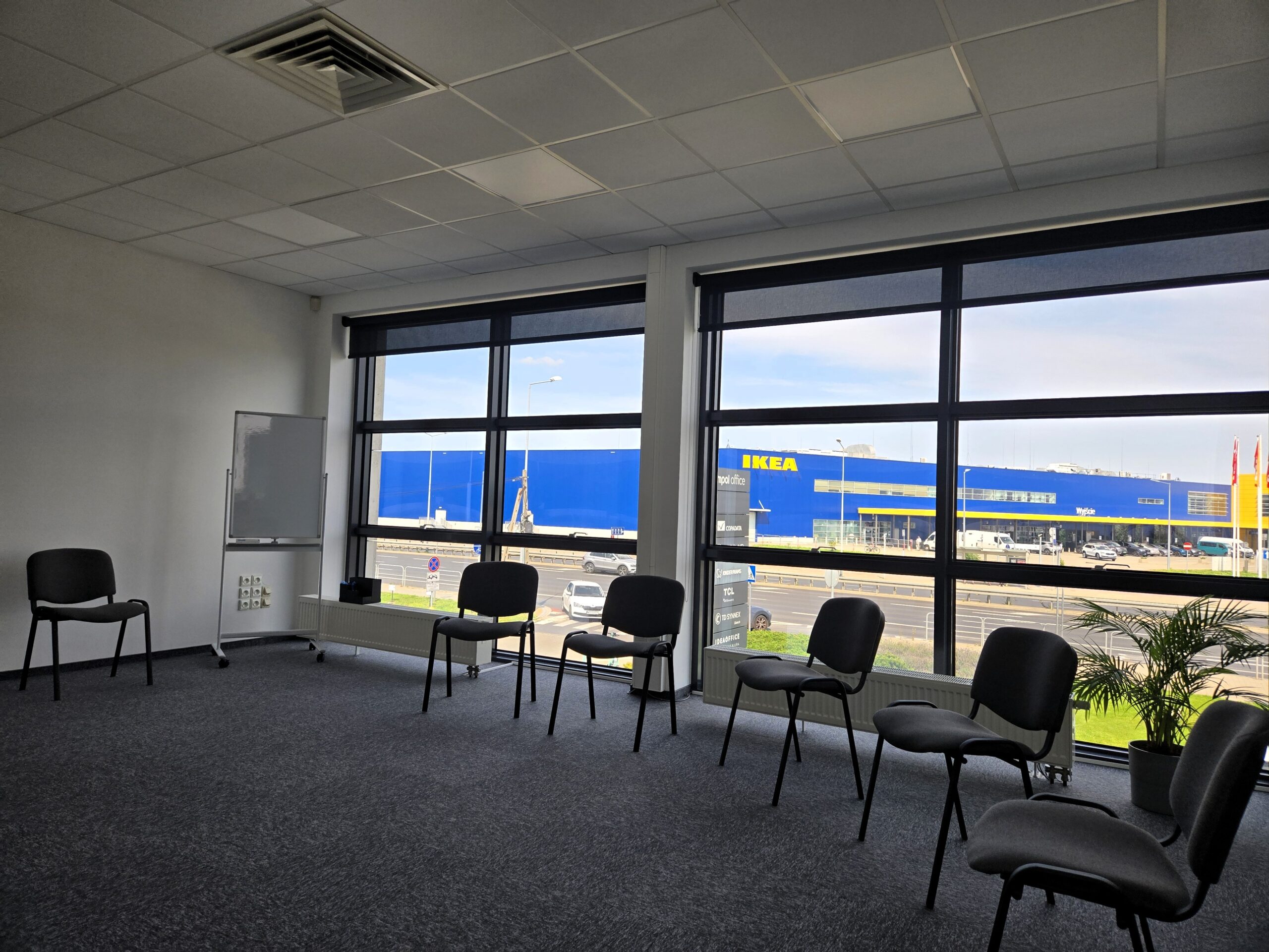 SPRZEDAŻ LUB WYNAJEM – GOTOWY BIZNES / LOKAL CENTRUM TERAPII I LECZENIA UZALEŻNIEŃ POKORNI